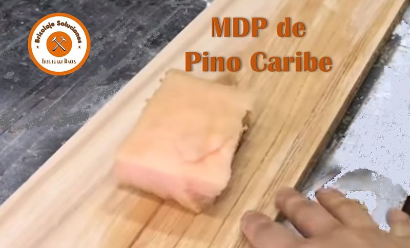 MDP-Pino-Caribe-que-se-va-a-laquear-a-mano-con-esponja